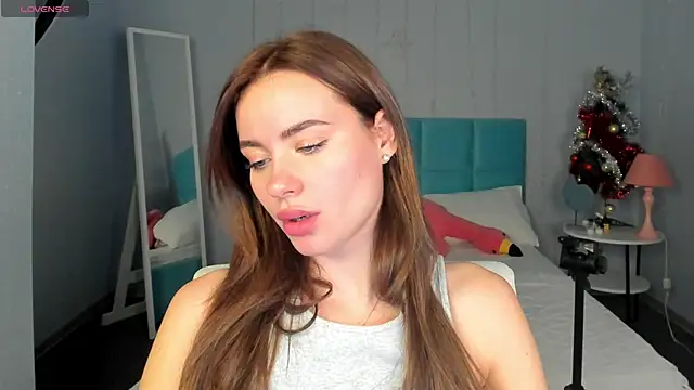 Ameli_Povilain webcam