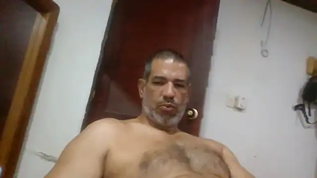 jackbigcock11 webcam