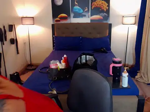 Allysonevanns webcam