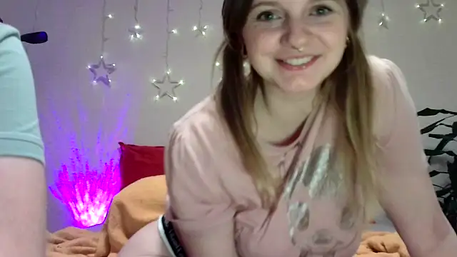 MichelleVibes18 webcam