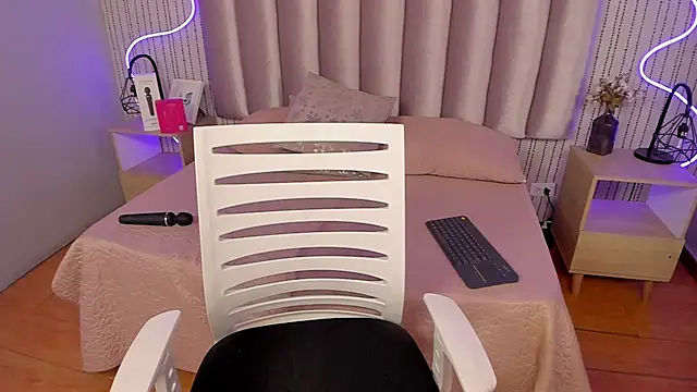 SamanthaPeachss webcam