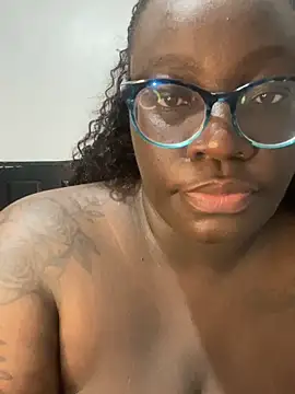 Webcam Model (Toomuch_Squirt) is live