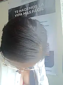 Valentina--1 Live Webcam on Stripchat