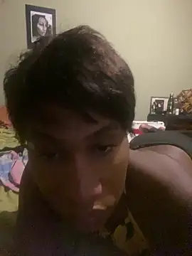 Moorella1 Live Webcam on Stripchat