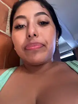 Webcam Model (emmyjhonson07)  is live.Free join now!