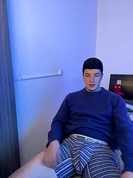 Goldenknight33 webcam