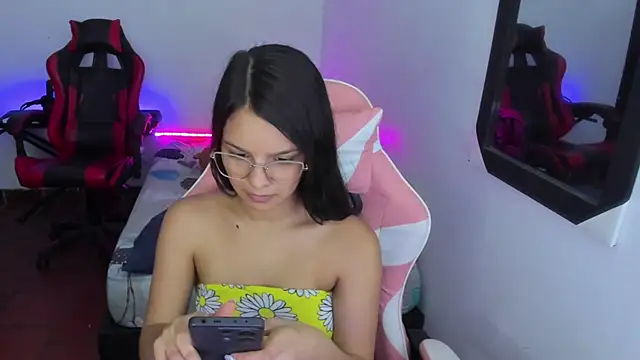 jessi_and_boy webcam