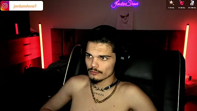 JordanShow webcam