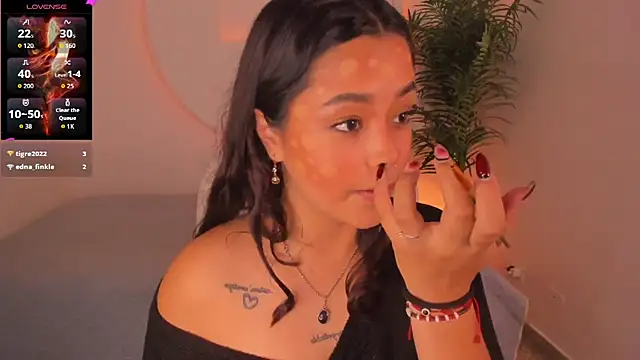 Ariana_Pierce webcam