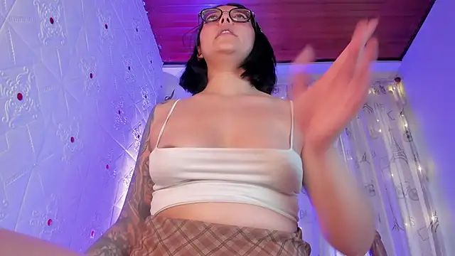 LolaXXXperience webcam