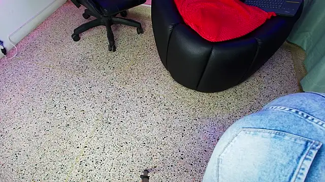 day_kardashian webcam