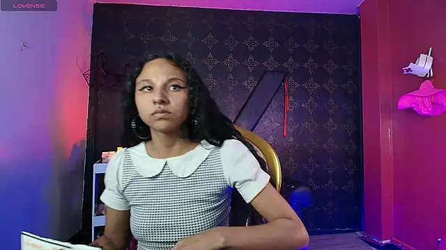 Sweettpleasure webcam