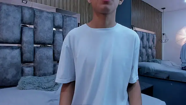 owen__johnson webcam