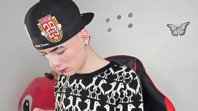 divine_philp77 webcam