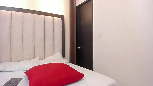 Scarlett_Noah webcam