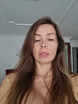 karina_warthon webcam