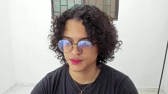 Diane_blossom webcam