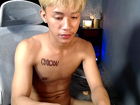 naughtyboyloy_0 webcam
