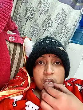 Webcam Model (Hot-Sana2) is live