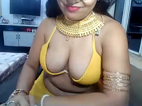 yourradhika webcam
