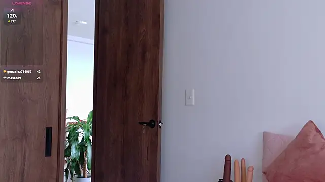 camila_moretti webcam