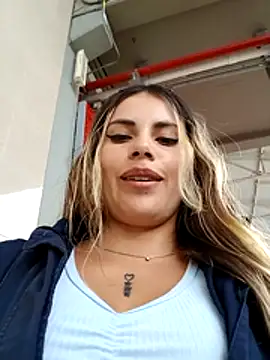 cata_city1106 (F young) - Show titis public🍒🍒😏