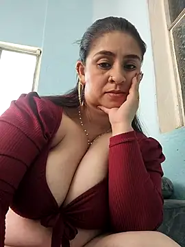 melinda_bob (F young) - take my friend's cock 🌲❄️