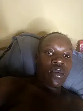 juicylittle_slute (Ask my age) - Make her creamy 😜