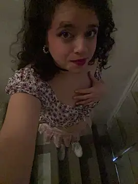 Lucy_YupiSweet webcam