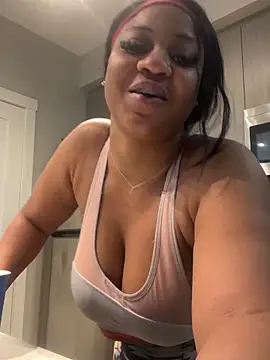 Webcam Model (kurvibabe) is live