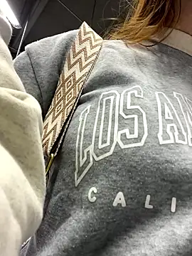 cloew_marz (Ask my age) - Fingers in pussy+ full Naked