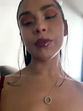 Webcam Model (Nikothyna)  is live.Free join now!