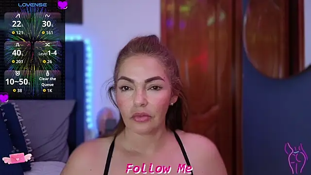 LatinaVibes4u webcam