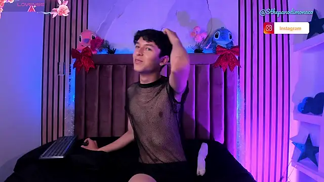 SthepanodiMonaco webcam