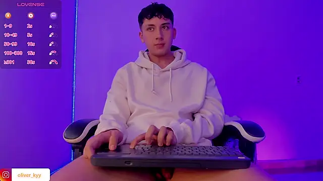 oliver_kyy webcam