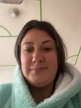 Webcam Model (Abby-LS)  is live.Free join now!