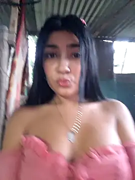 Webcam Model (Sweed-virgin-pussy)  is live.Free join now!