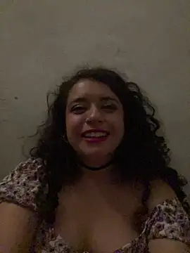 Lucy_YupiSweet webcam