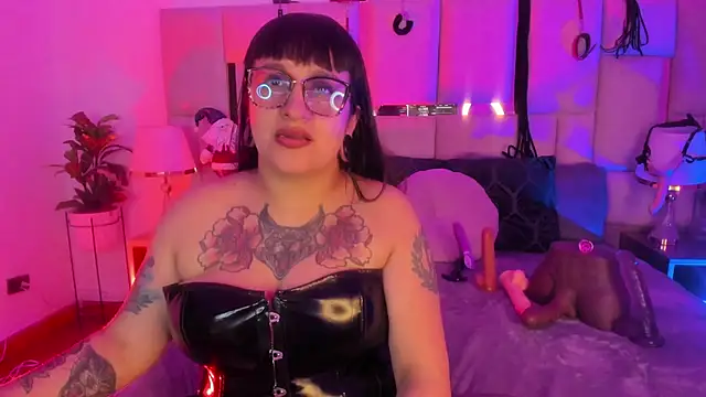 Violett_Sinclair webcam