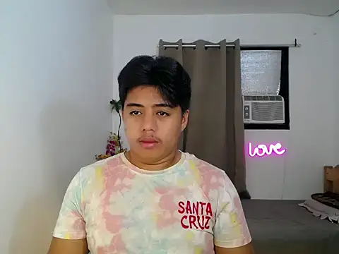 Hugecock2hundle_intown