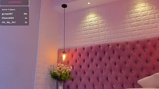 amber_sparkle webcam