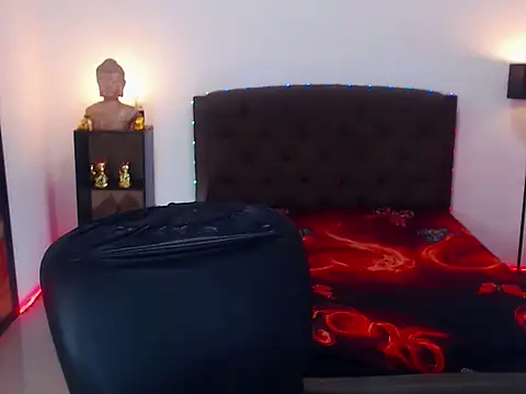 PlayfullOliviaTS webcam