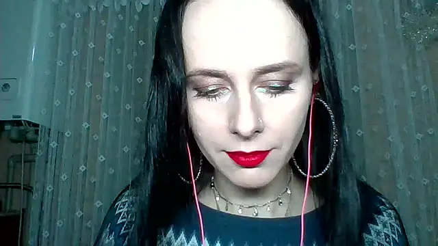 LuminousLady webcam