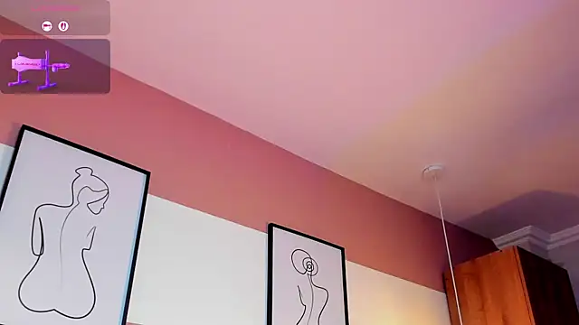 Mia_Valentine_ webcam