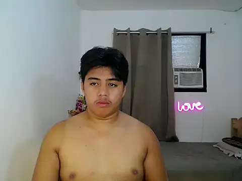 Hugecock2hundle_intown