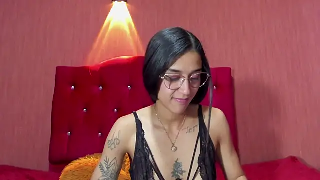 DanielaMonroe webcam