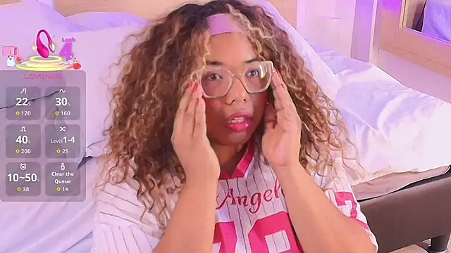 _nickypurple_ webcam