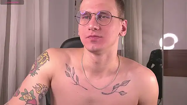 vance_rulez - Vance_rulez's free webcam - UK Sex Cams