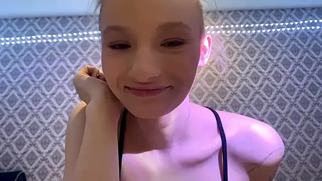 cleonoth2o (F teen) - spank my bootie 10x