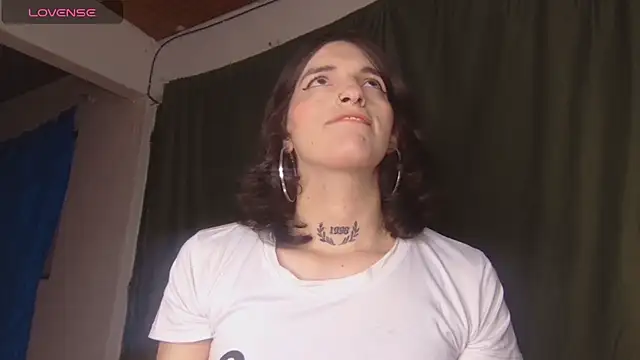 scarlett_crastrawberry - Scarlett_crastrawberry's free webcam - UK Sex Cams